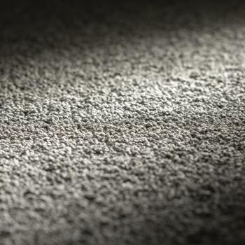 Preview: JAB Allure Teppichboden 593 Malaga – Draufsicht auf ausdrucksstarken Rotton mit luxuriöser Haptik